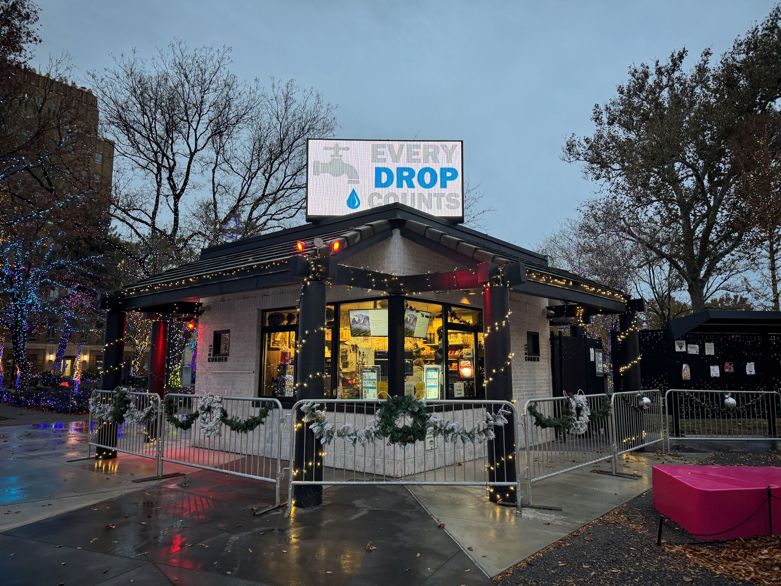 THE CORNER WINTER 24