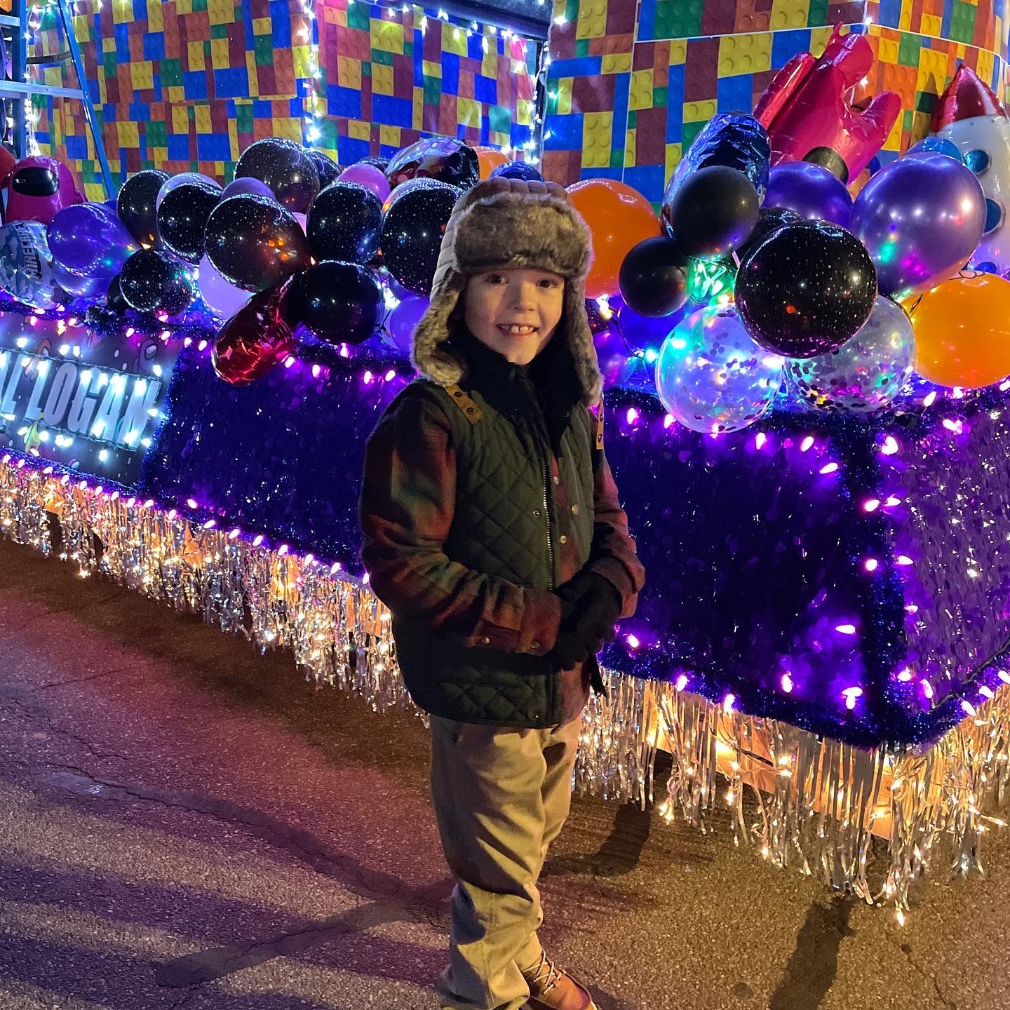 09914CFD-4C8D-4DCC-8DD8-A79FA6D42CC2