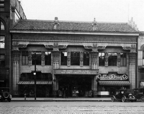 Egyptian Theatre from Washington Blvd.